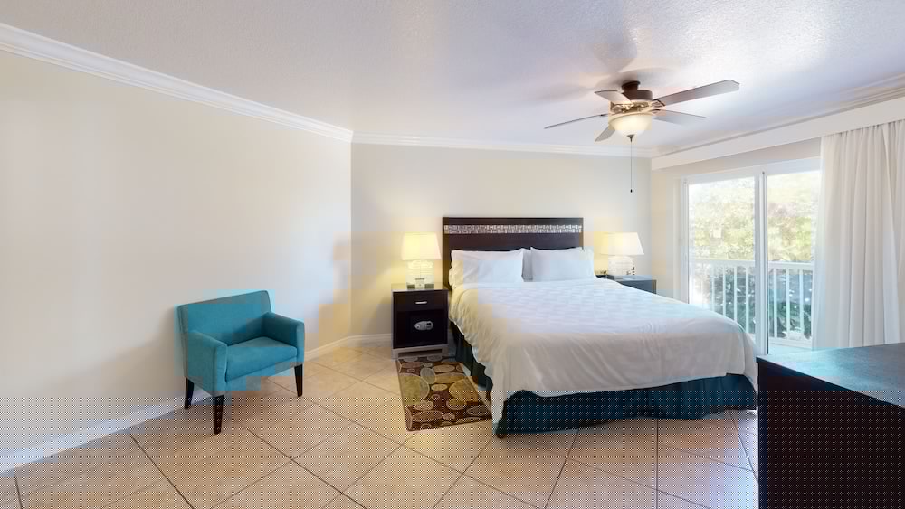 Holiday Inn Resort Grand Cayman, an IHG Hotel 28/78