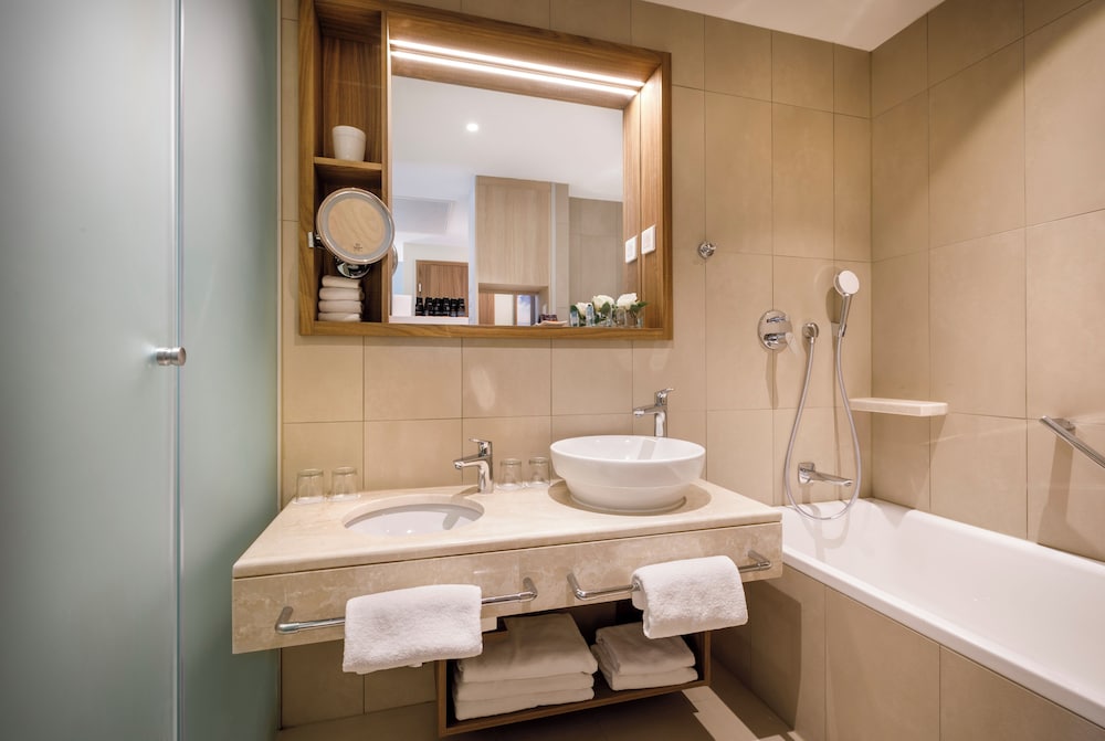 Girandella Resort Valamar Collection - Adults 48/50