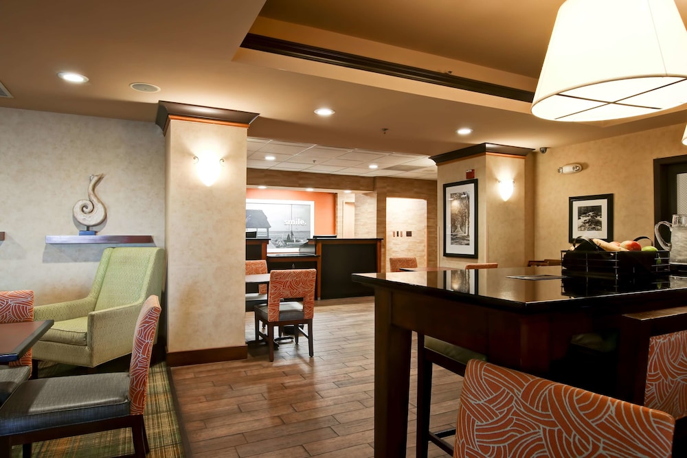 Hampton Inn Waldorf 40/47