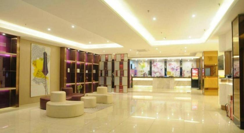 Lavande Hotels (Guangzhou Fangcun Huadiwan) 14/45