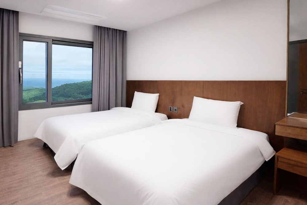 Mauna Ocean Resort 15/48