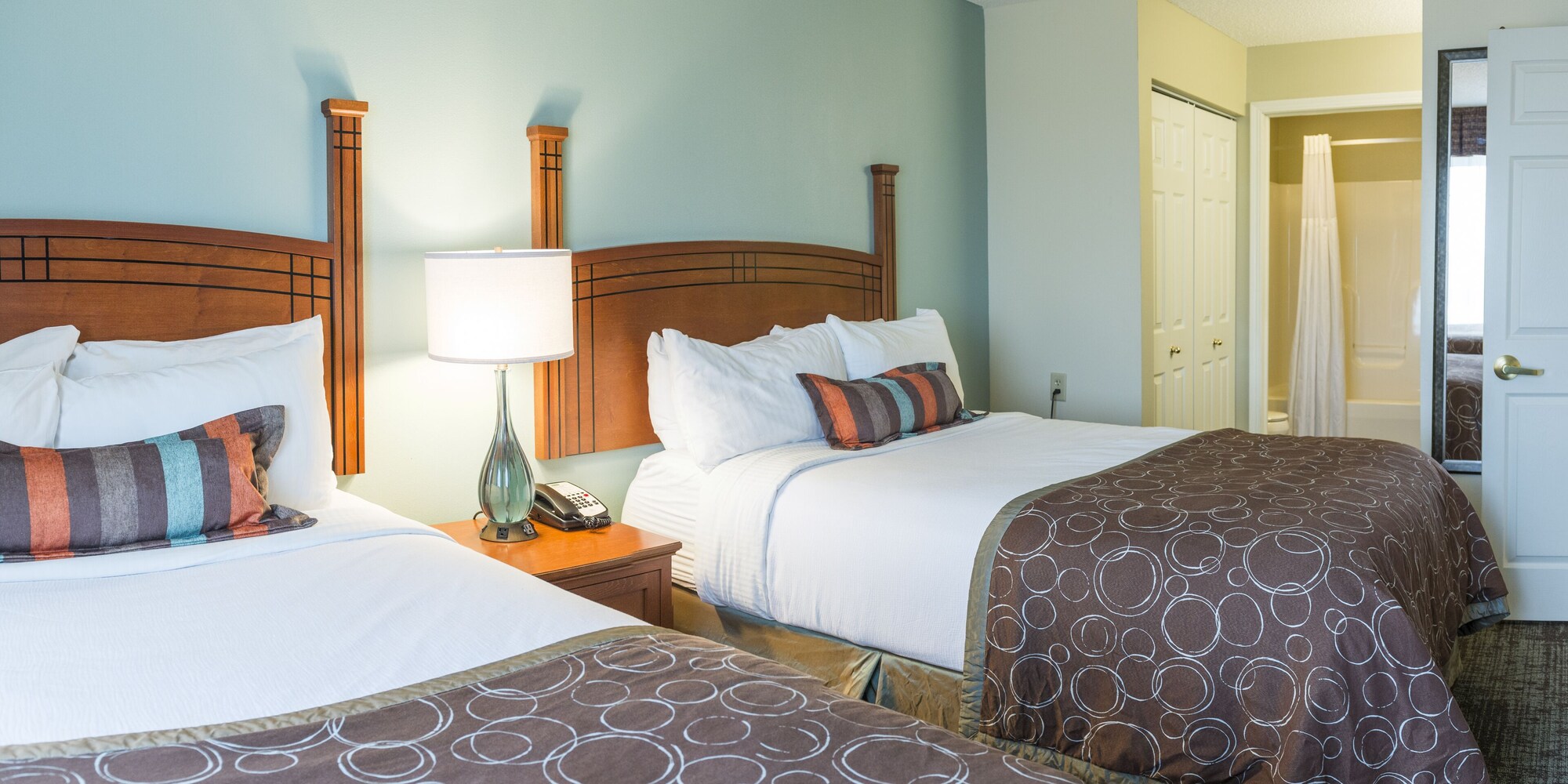 جناح بسريرين مزدوجين بغرفة نوم واحدة بمطبخ، Staybridge Suites Fargo 3/8