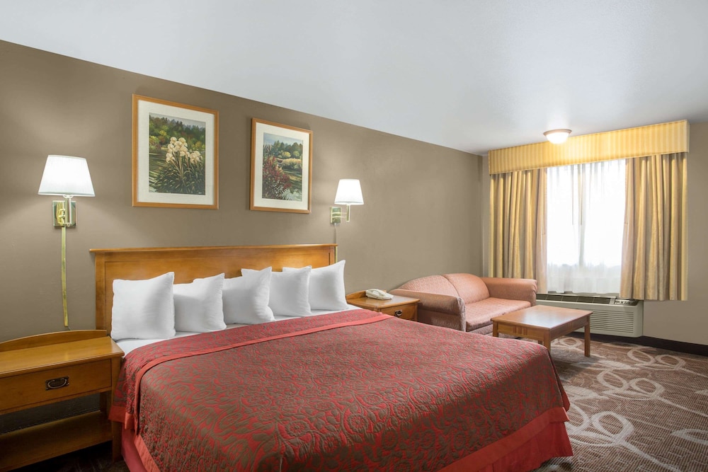 Days Inn Provo 13/25