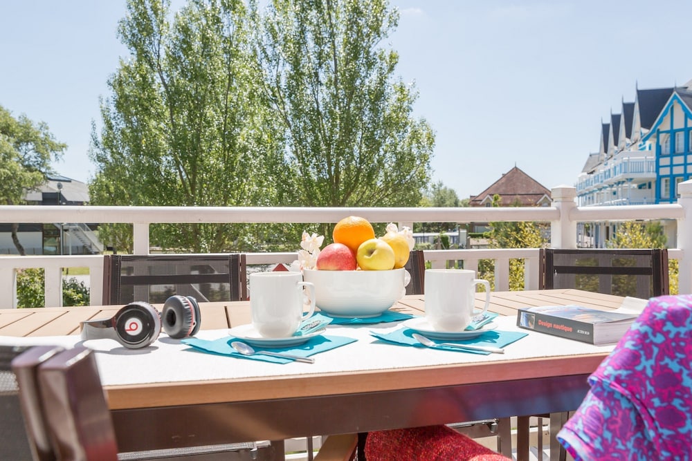Pierre & Vacances Resort Belle Dune 74/83