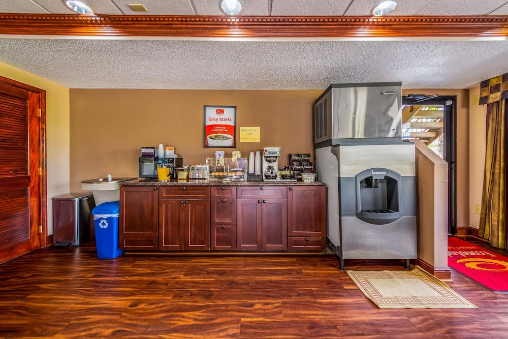 Econo Lodge Mount Laurel - Philadelphia East 7/31