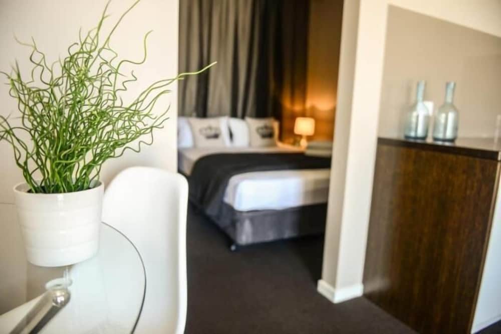 Crossroads Hotel Narrabri 39/39