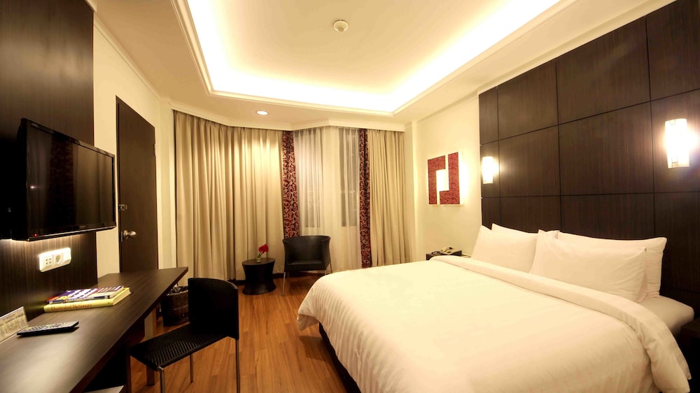 Bentani Hotel & Residence 3/19