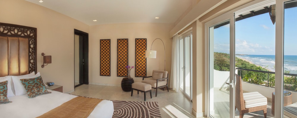 Taj Bentota Resort and Spa 27/80