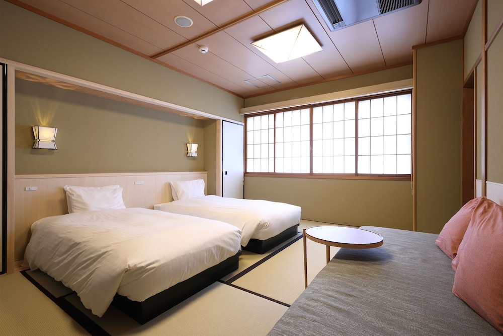 Gion Ryokan Karaku 17/49