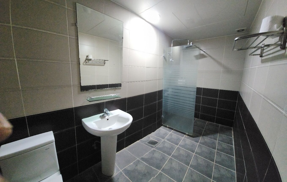 Navis Hotel & Pension 39/41