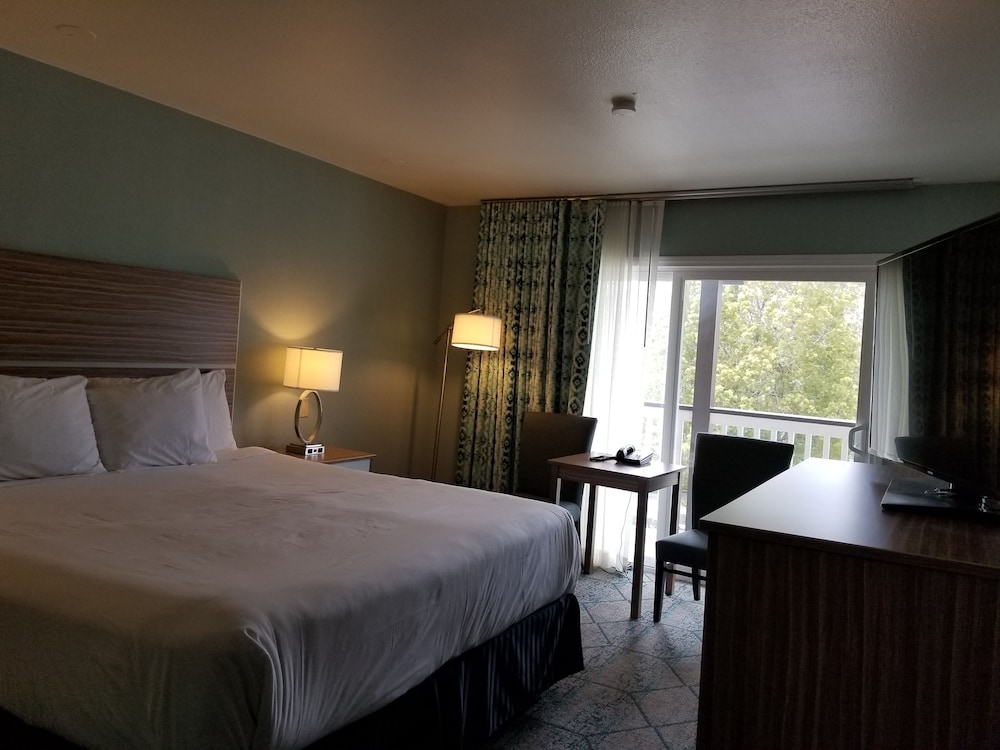 Avania Inn of Santa Barbara 32/80