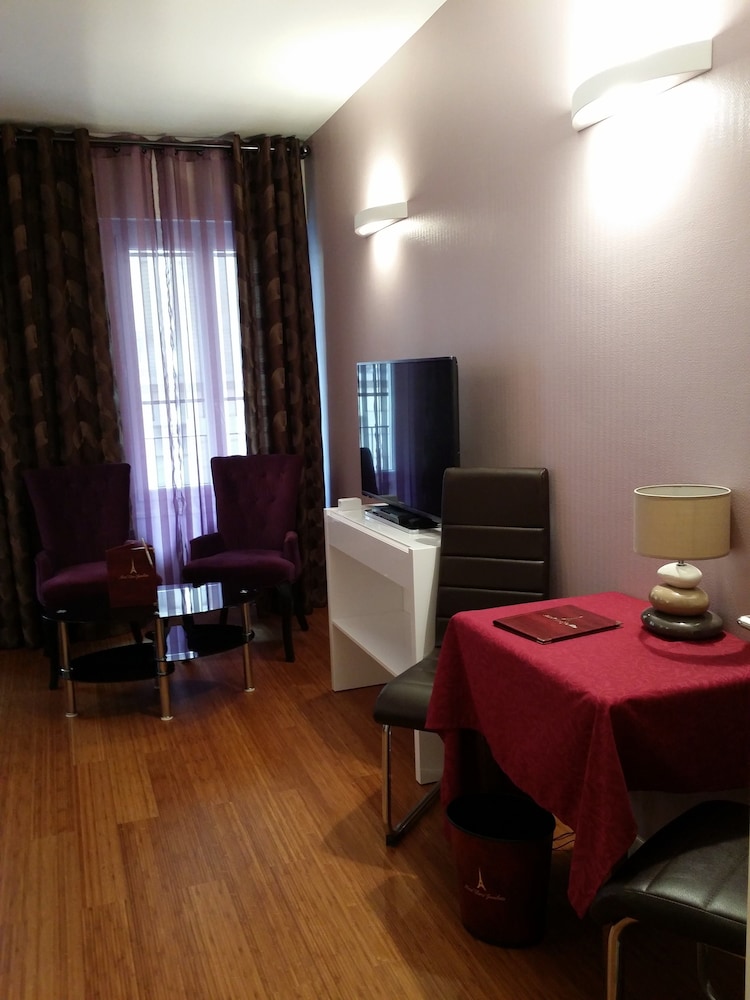 HOTEL PARIS GAMBETTA 20/29