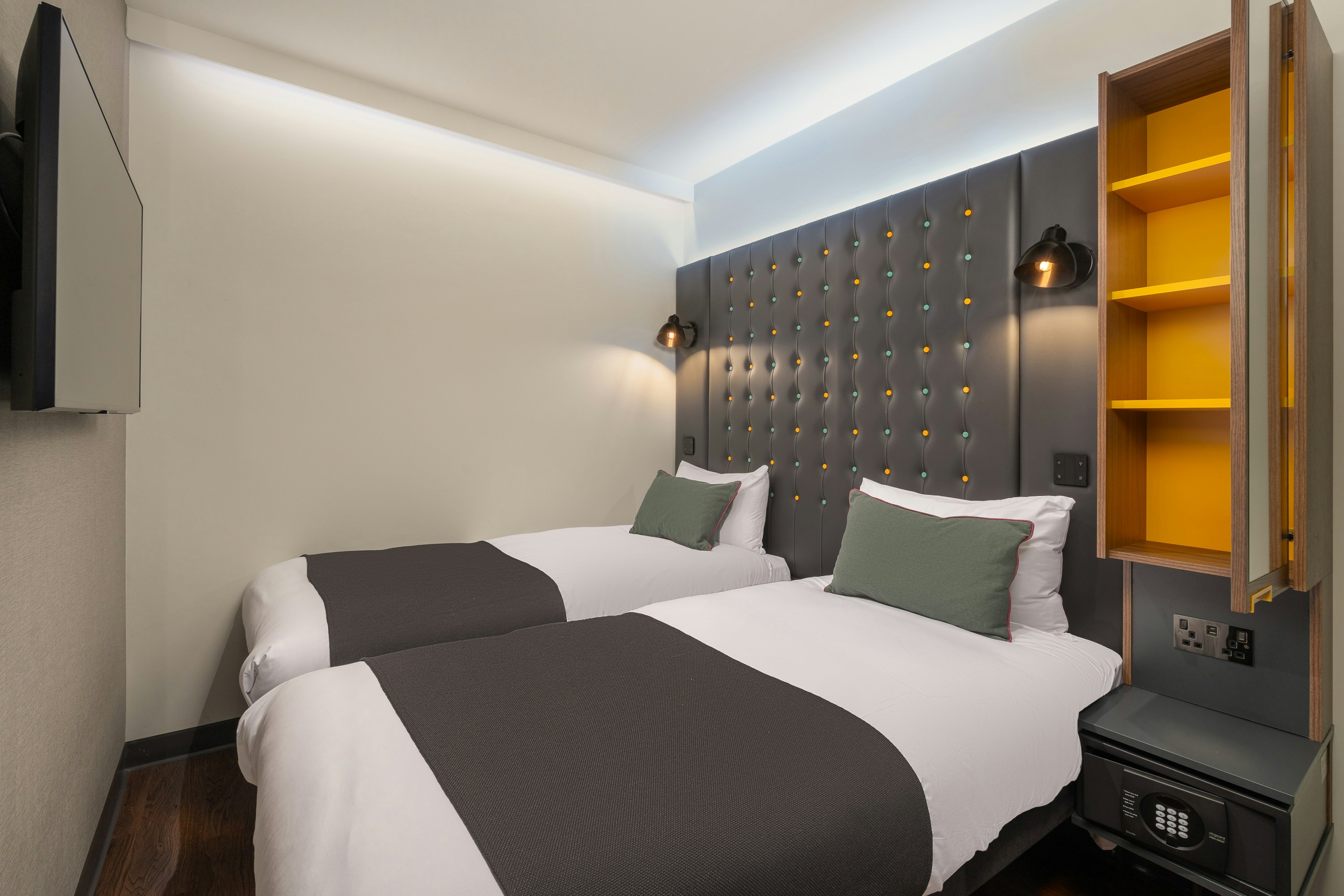 Room at Point A Hotel Edinburgh, St Andrew Square, EDINBURGH