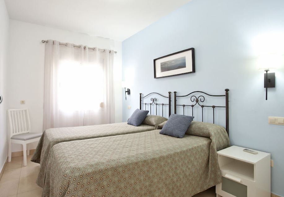 2 BEDROOMS, APARTMENT