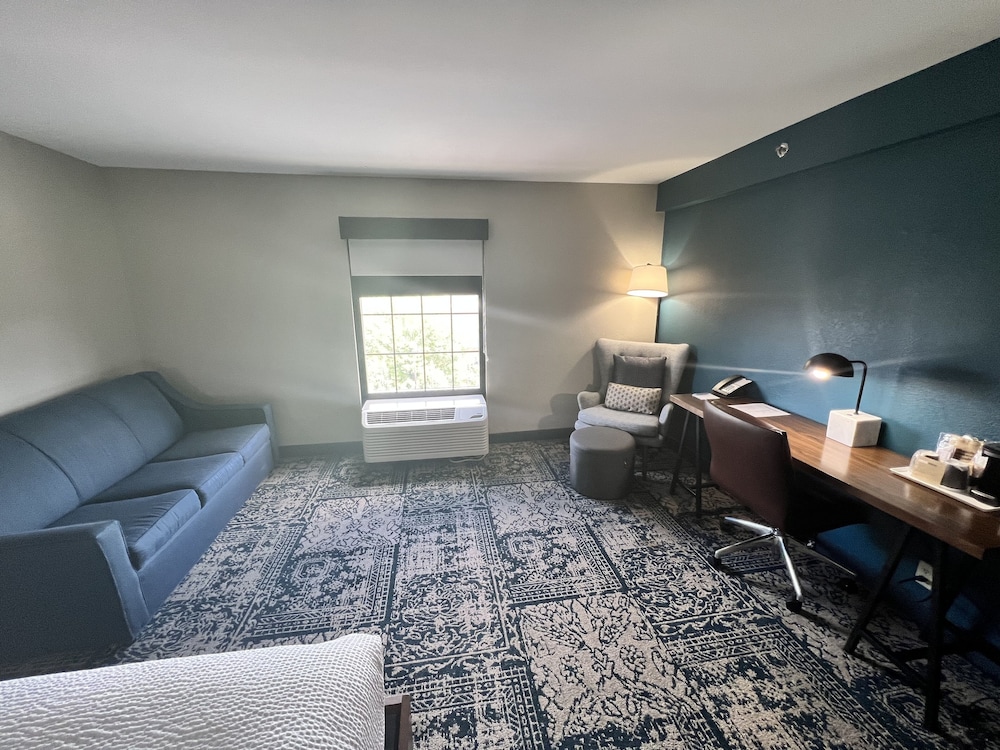 Four Points by Sheraton Greensboro Airport 36/63