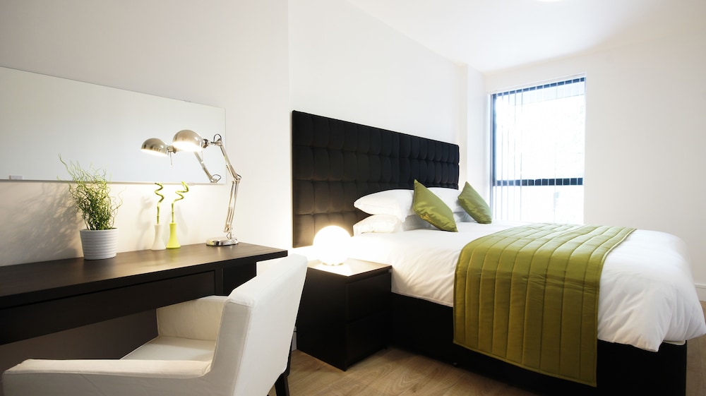 ANDORA APARTMENTS 2/21