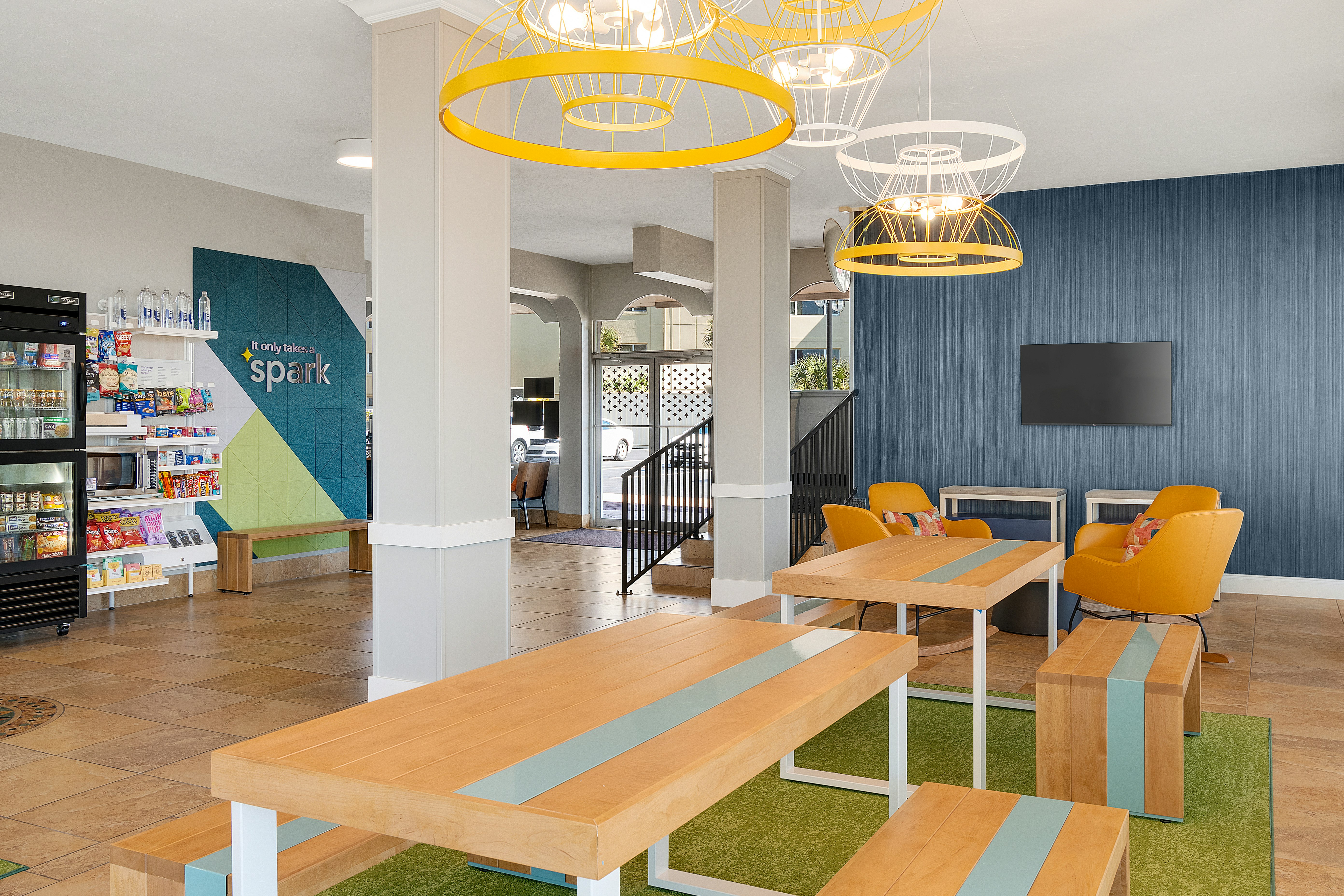 Spark by Hilton Ormond Beach Oceanfront 18/25