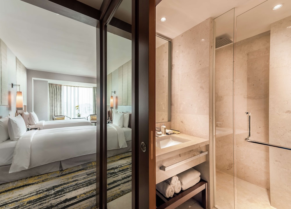 Hilton Kota Kinabalu 23/46