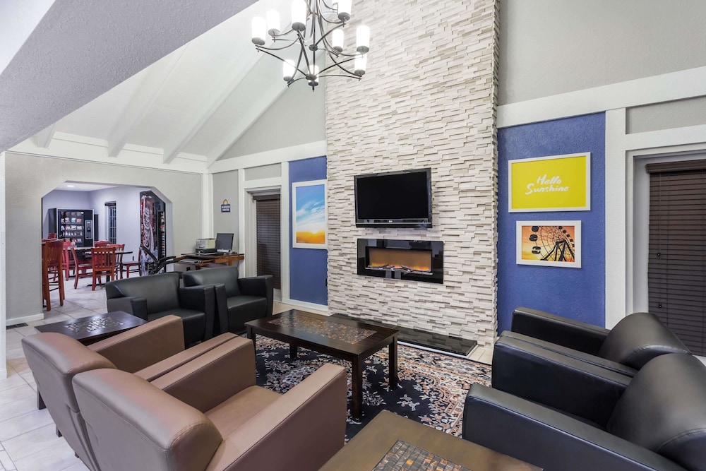 Days Inn By Wyndham College Park Airport Best Road 30/55