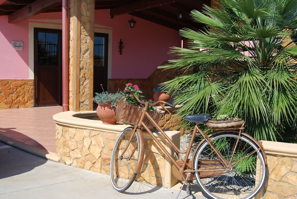 Tenuta Madre Terra 4/25