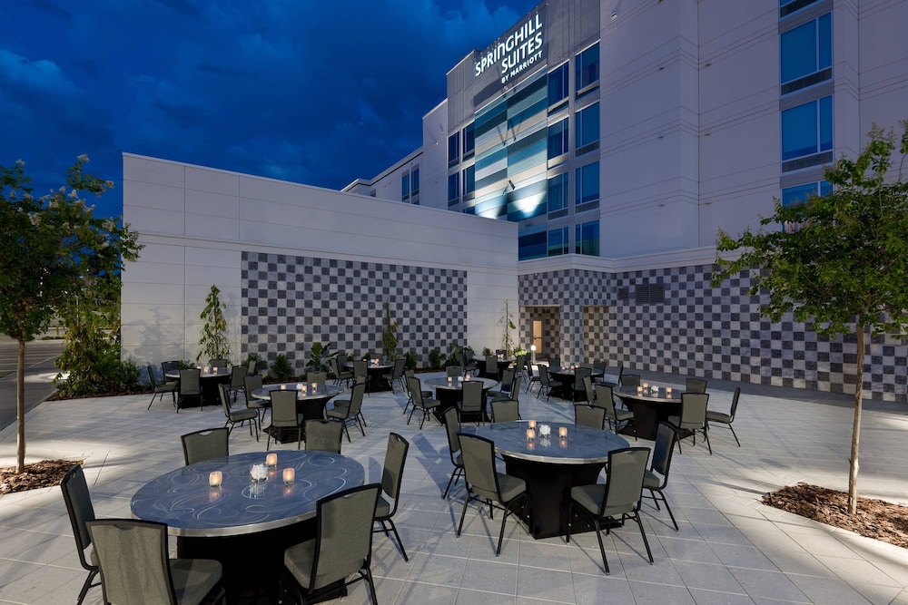 SpringHill Suites by Marriott Lakeland 35/51
