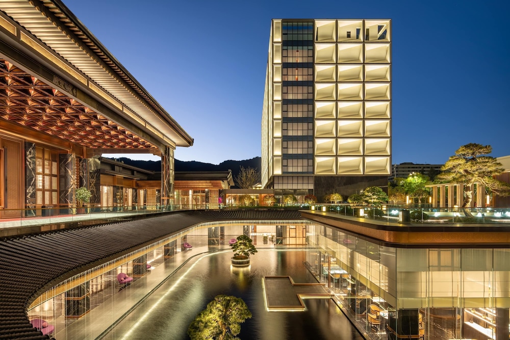 Wyndham Grand Tengchong Hot Spring 8/72