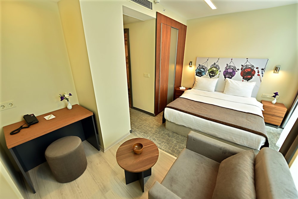 ALL INN HOTEL 47/60