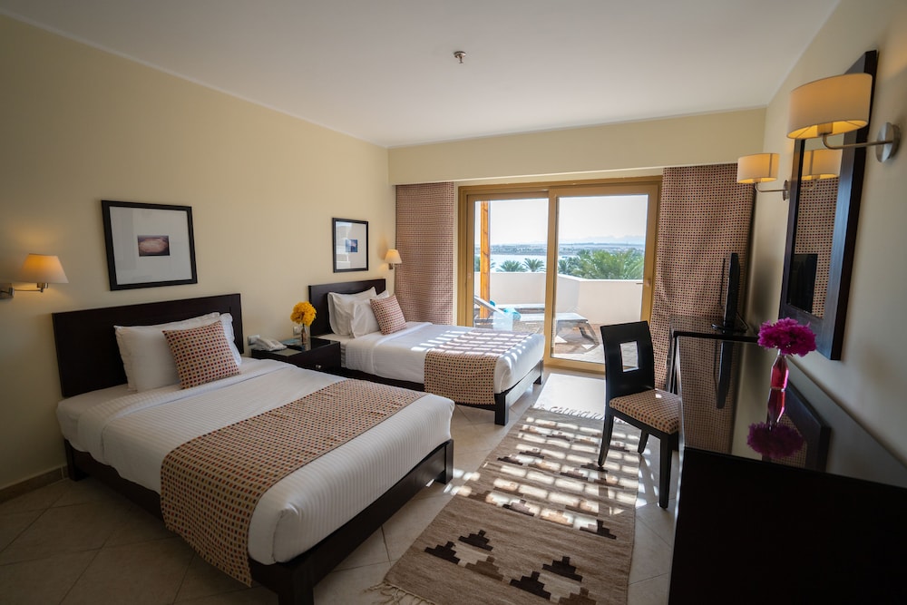 SUITE, APARTMENT, MULTIPLE BEDS, SEA VIEW