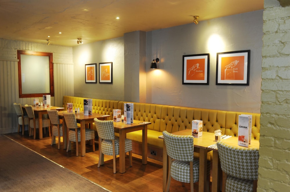 Premier Inn York North West 26/46