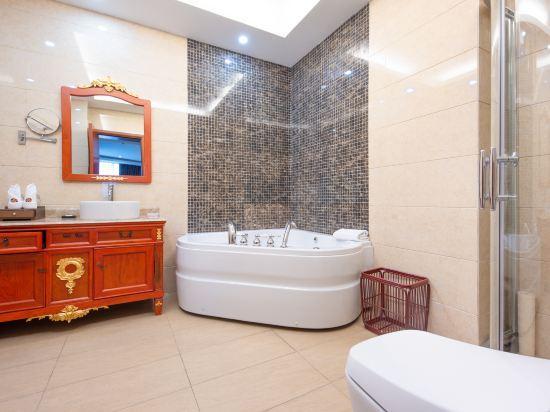 Jinhao International Hotel 24/24
