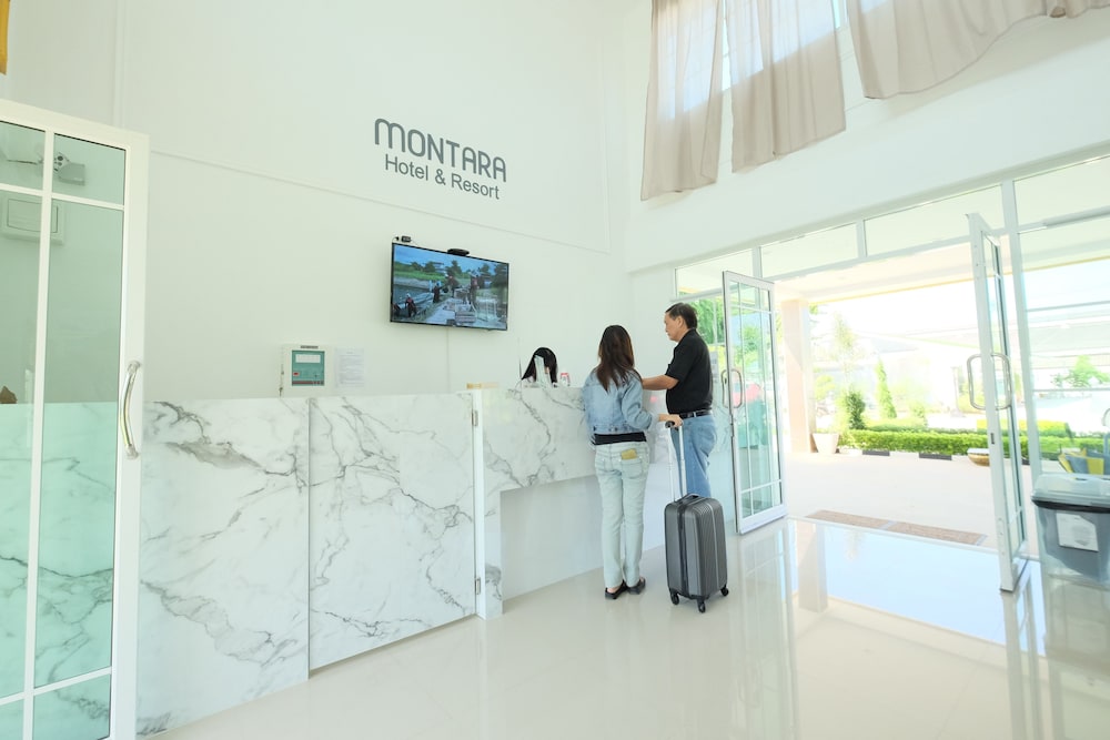 Montara Hotel & Resort Korat 24/30