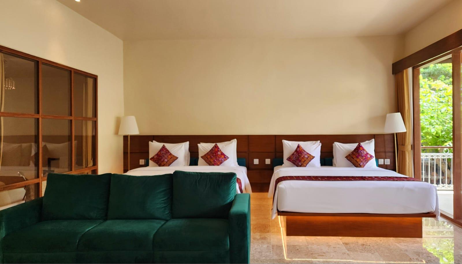 Family, 2 King Beds