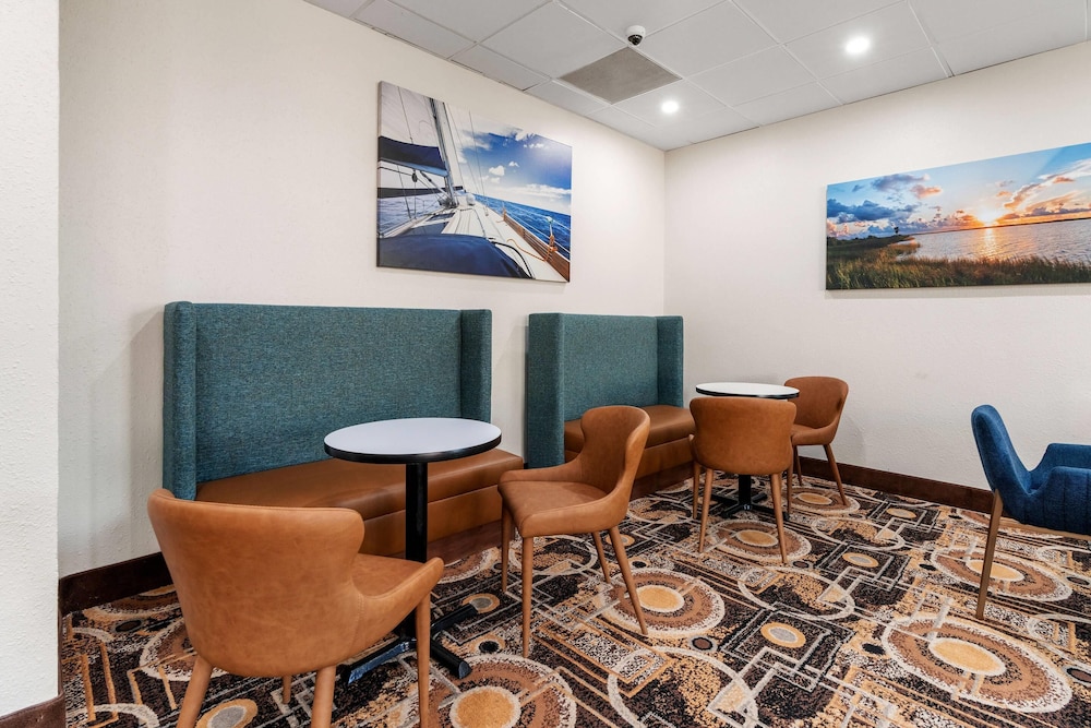 Beachfront Palms Resort Galveston, an Ascend Collection Hotel 37/43