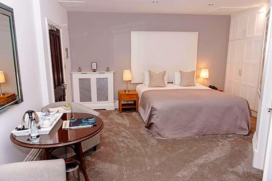 Woodlands Hotel 20/38