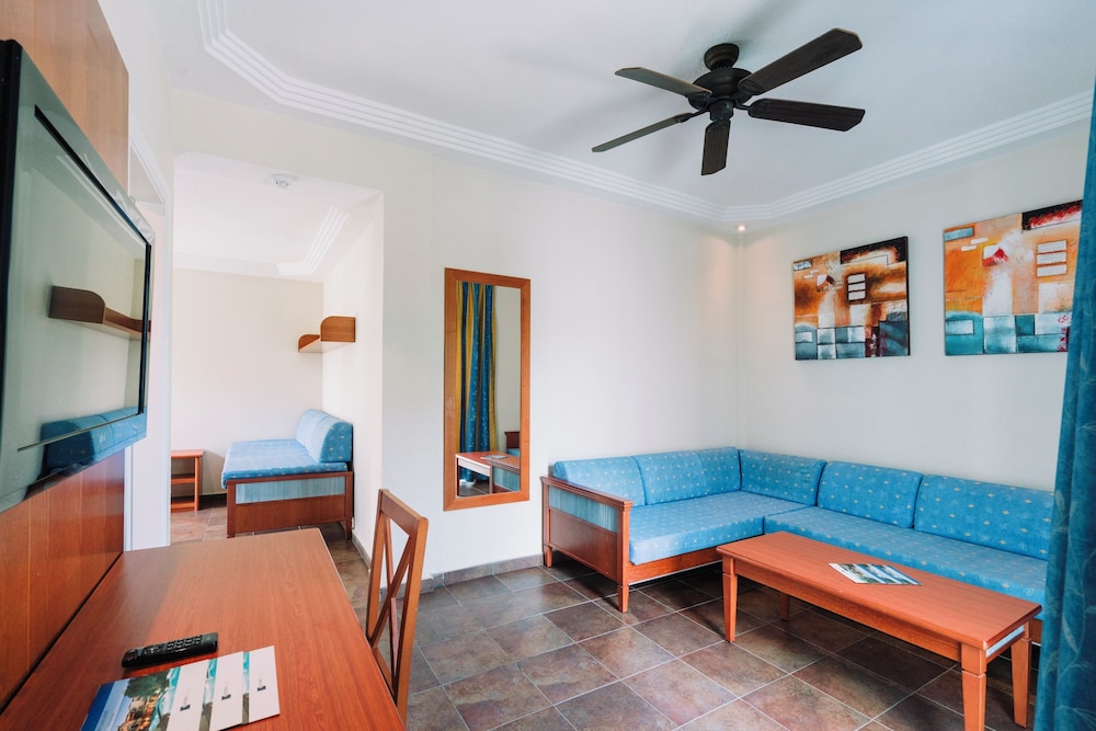 Park Club Europe - All Inclusive Resort 35/50