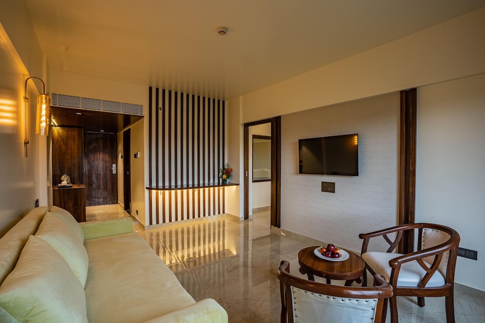 Mastiff Grand The Sia Palace Suites & Banquets, Khopoli 39/61