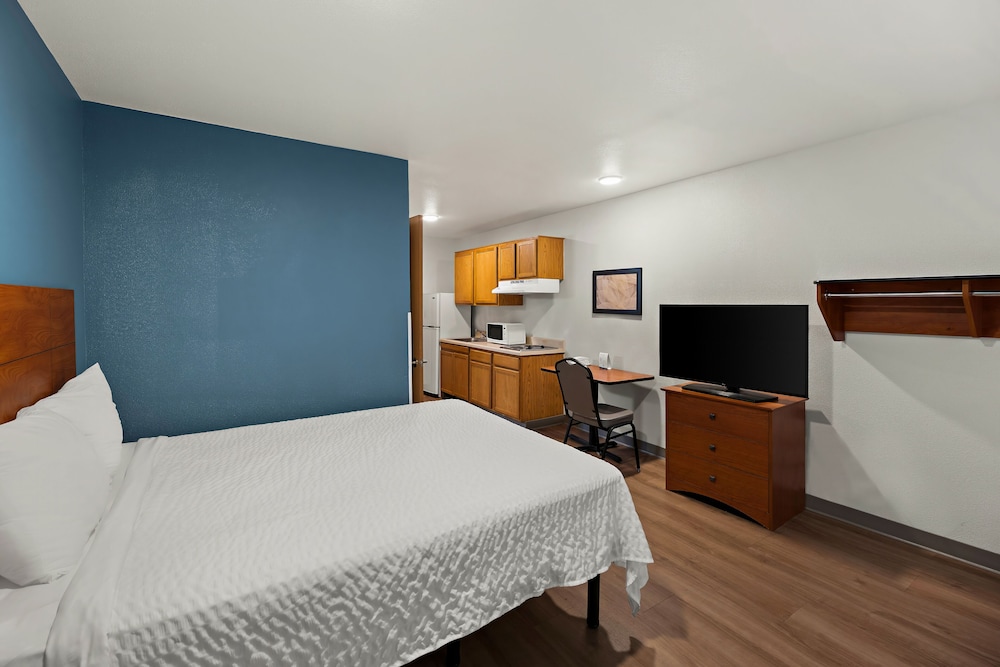 WoodSpring Suites El Paso I-10 Southeast 12/27