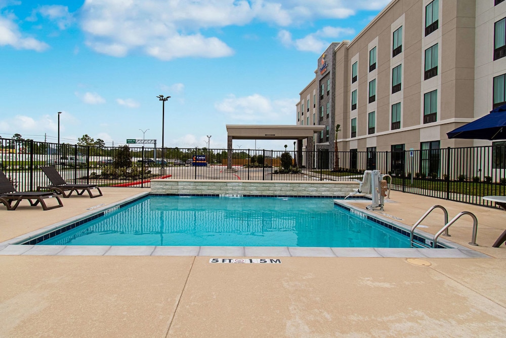 Comfort Suites Humble Houston IAH 24/43