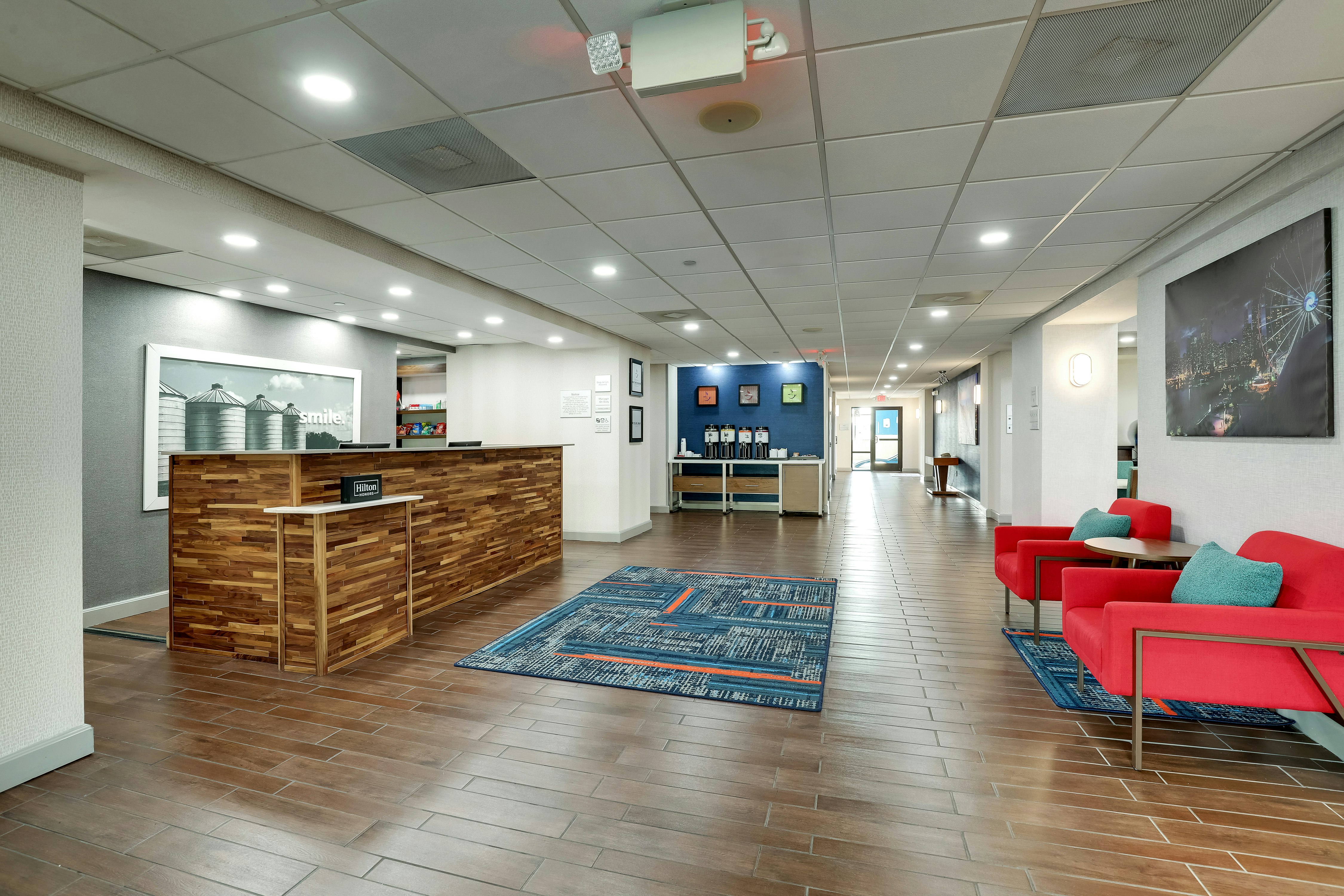 Hampton Inn & Suites St. Louis-Edwardsville 10/69