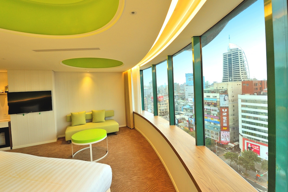 GREEN WORLD HOTEL ZHONGHUA 34/80