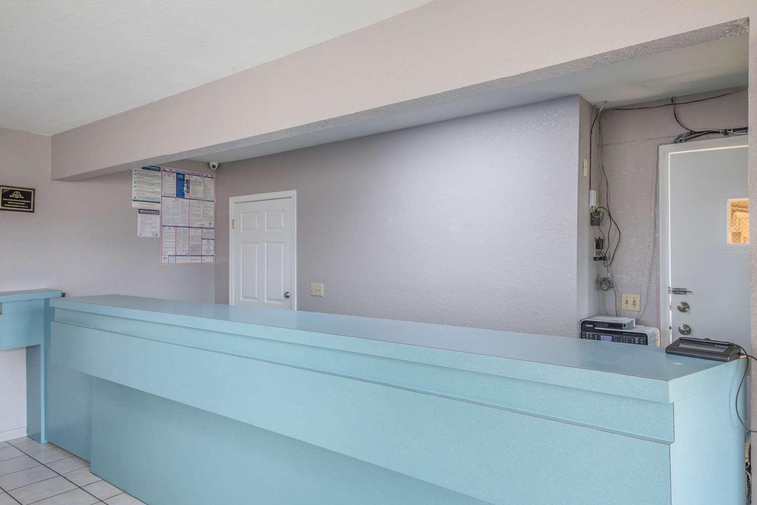 Americas Best Value Inn Giddings 8/37