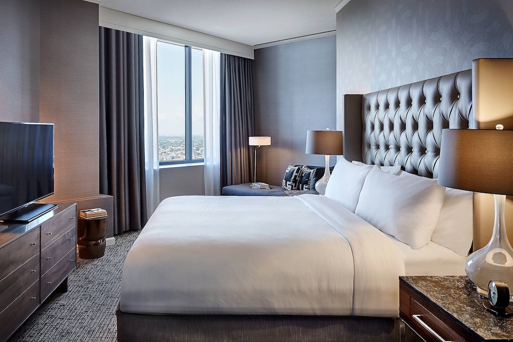 Guest Room, Deluxe, 2 Queen Beds, French Quarter View