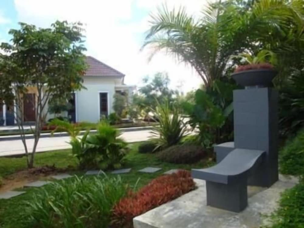 Luxio Hotel Sorong 23/26