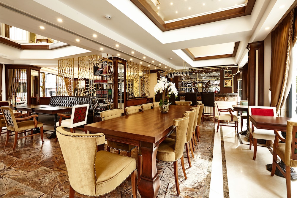 The Barbarossa Hotel 26/30