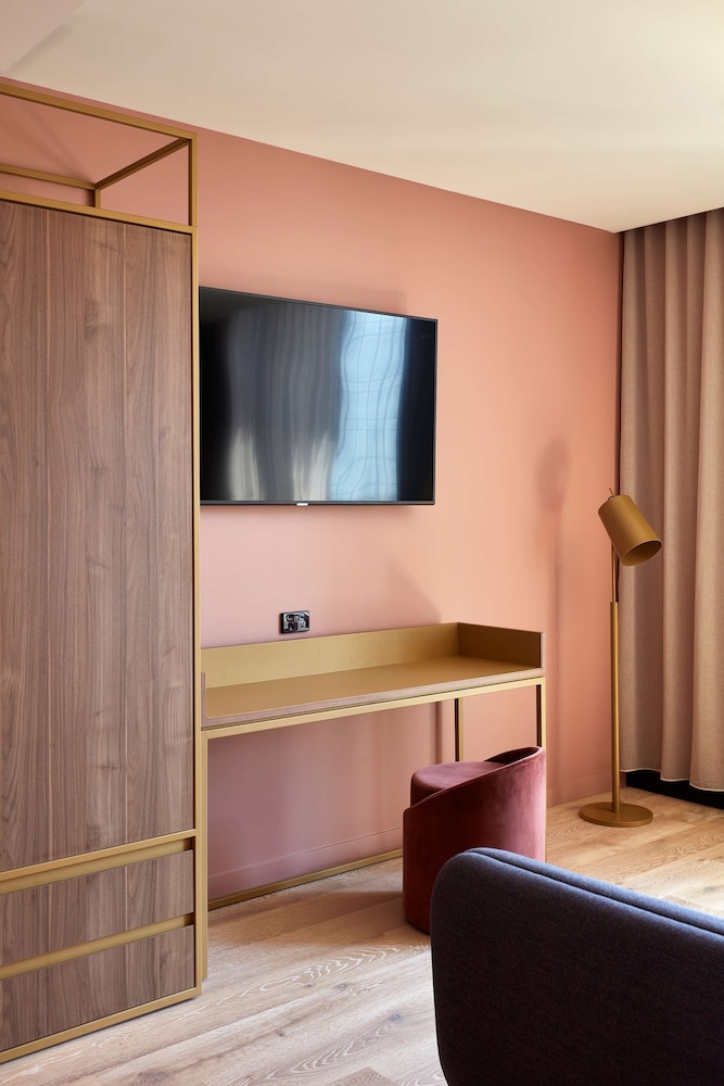 Quincy Hotel Melbourne 26/70