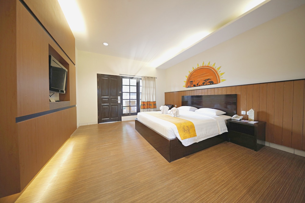 Royal Safari Garden Resort & Convention 13/67