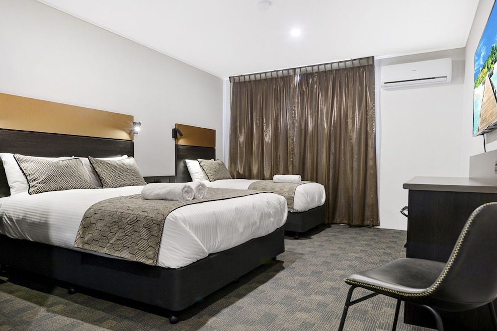 Cbd Motor Inn 13/31