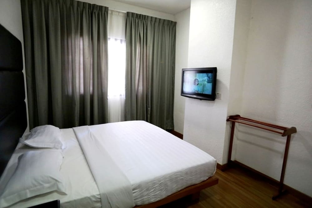 Crystal Lodge 22/65