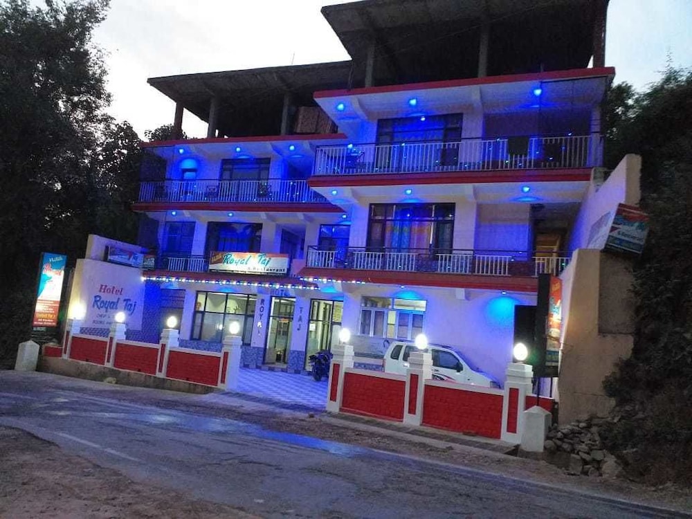 Hotel Royal Taj photo4