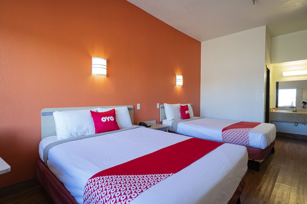 Americas Best Value Inn & Suites Humble 17/40